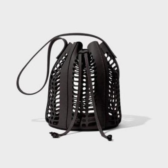 Modern Weaving Mini Jute Die Cut Bucket Bag - Picture 4 of 6